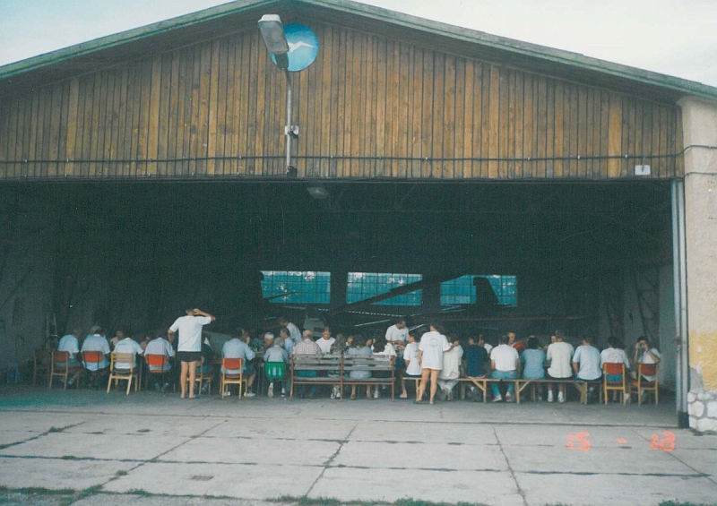 199x_20