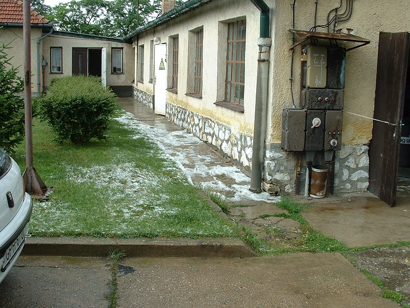 2002_020