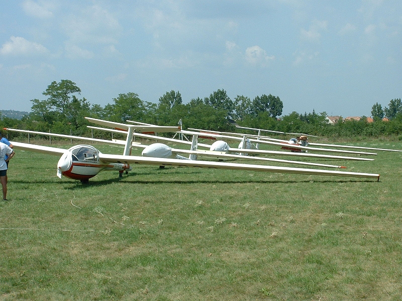 2003_079