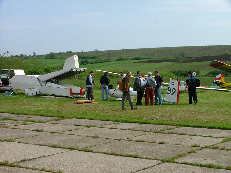 2004_025