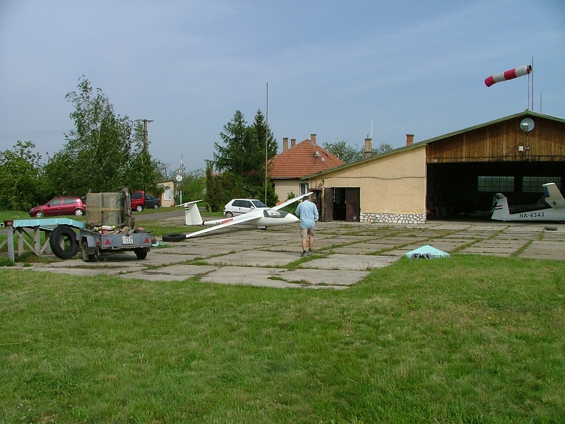 2004_028