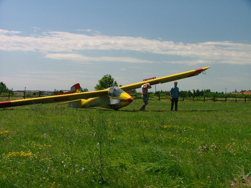 2004_064