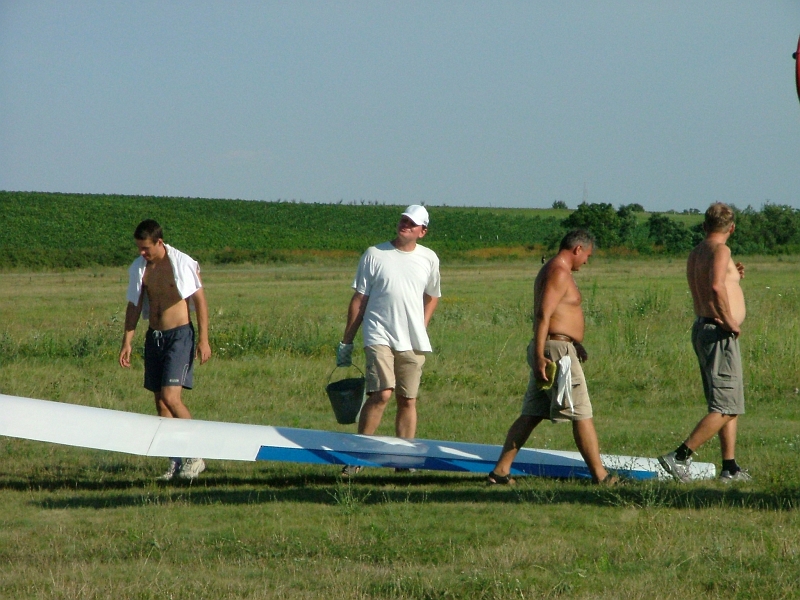 2004_084